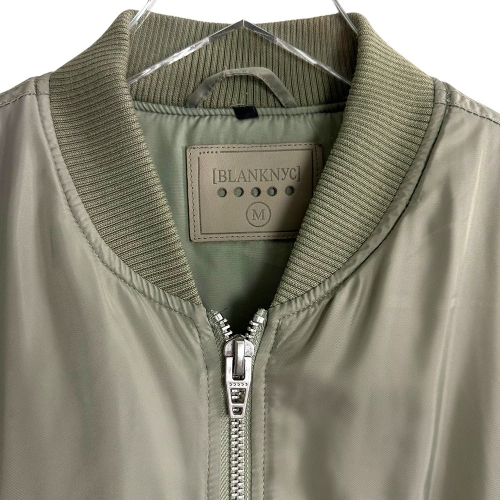 BLANKNYC‎ Women’s Oversized Long Nylon Bomber Jacket Sage Green Size Medium - Picture 5 of 16